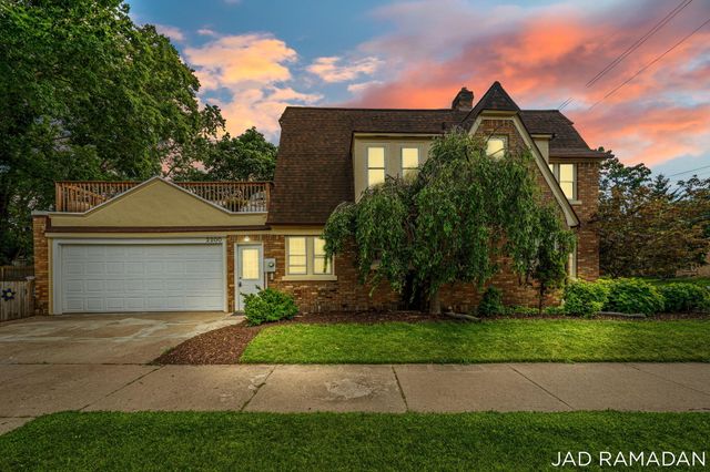 2200 College Avenue Se, City Of Grand Rapids, MI 49507