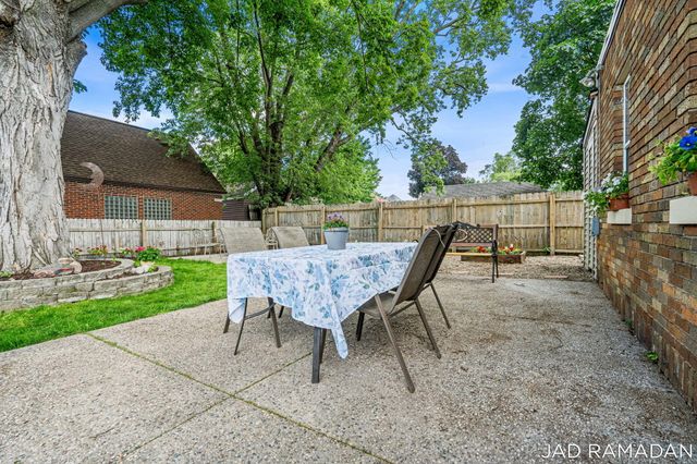 2200 College Avenue Se, City Of Grand Rapids, MI 49507