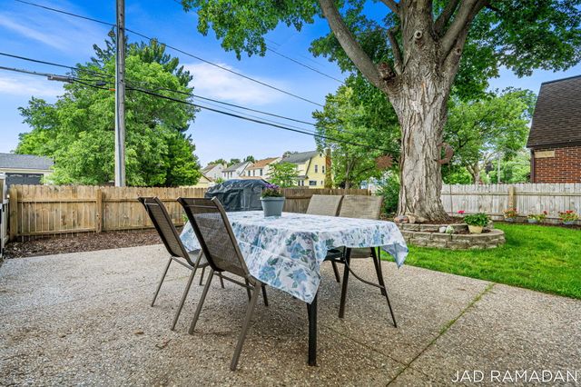 2200 College Avenue Se, City Of Grand Rapids, MI 49507