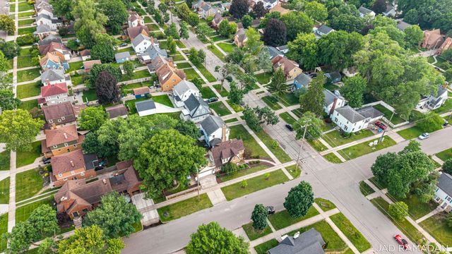 2200 College Avenue Se, City Of Grand Rapids, MI 49507
