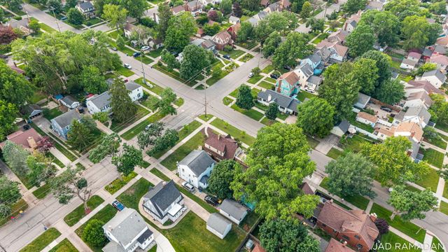 2200 College Avenue Se, City Of Grand Rapids, MI 49507