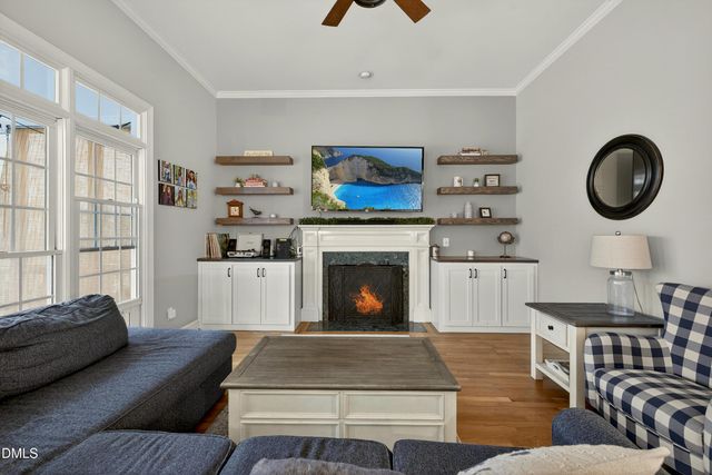 303 Cameron Glen Drive, Apex, NC 27502