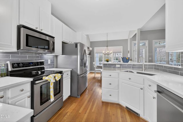 303 Cameron Glen Drive, Apex, NC 27502