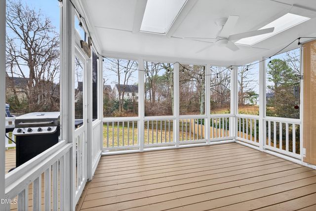 303 Cameron Glen Drive, Apex, NC 27502