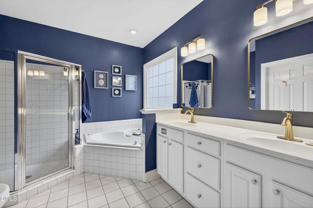 303 Cameron Glen Drive, Apex, NC 27502