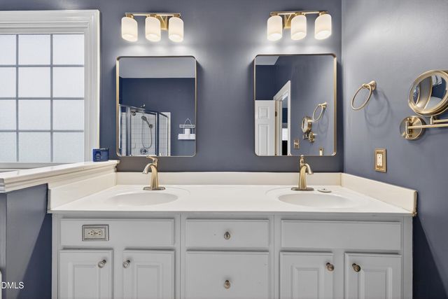 303 Cameron Glen Drive, Apex, NC 27502