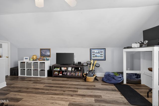 303 Cameron Glen Drive, Apex, NC 27502