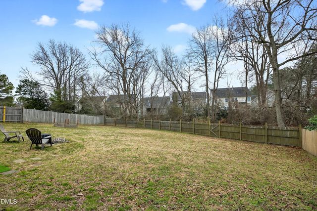 303 Cameron Glen Drive, Apex, NC 27502