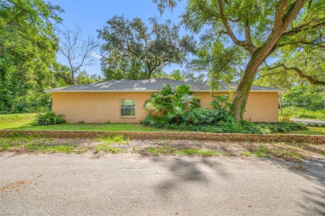 12707 LINDA DRIVE, Tampa, FL 33612