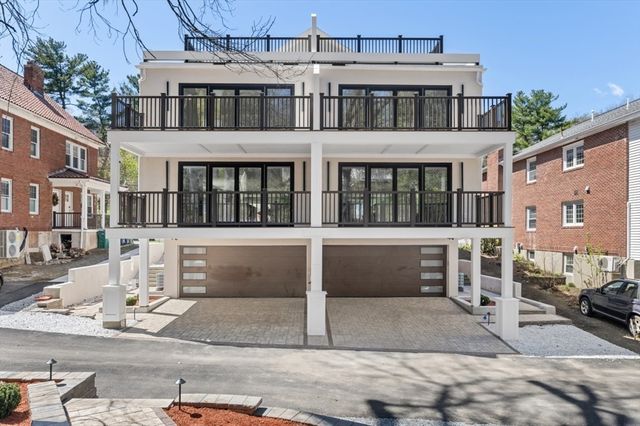 444 Lowell Ave 444, Newton, MA 02460