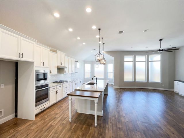 4409 Tanglewood Estates DR, Leander, TX 78641