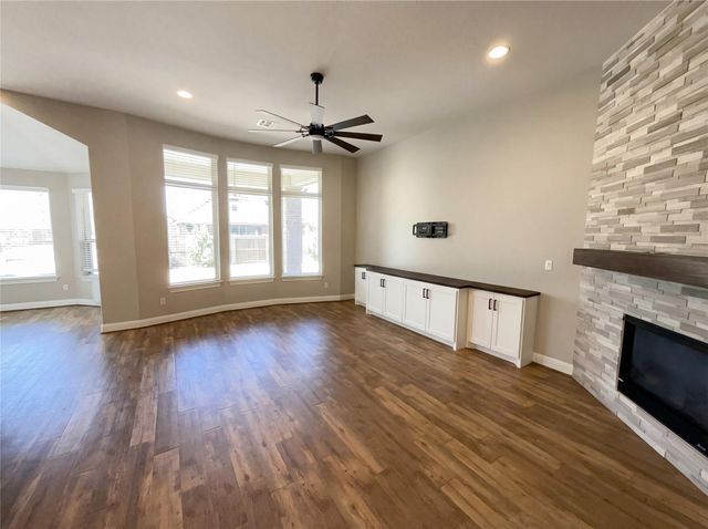 4409 Tanglewood Estates DR, Leander, TX 78641