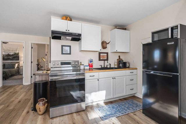 270 Neil Dr, Smithville, TN 37166