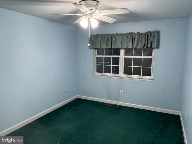 1 OVERVIEW CT, Reading, PA 19607