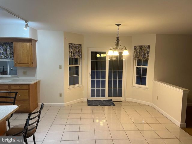 1 OVERVIEW CT, Reading, PA 19607