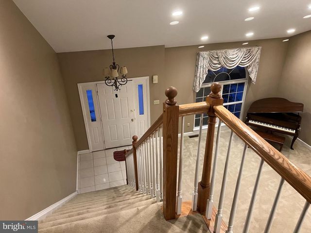 1 OVERVIEW CT, Reading, PA 19607