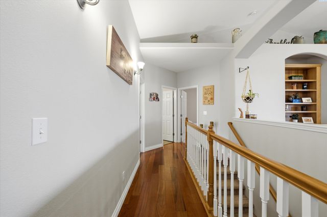 143 Mattis Dr, Richland, WA 99352