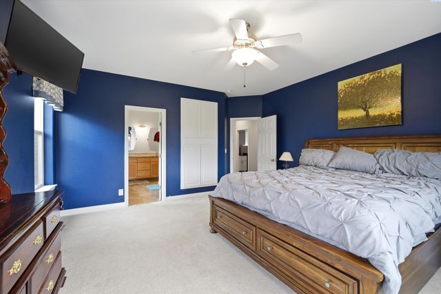 143 Mattis Dr, Richland, WA 99352