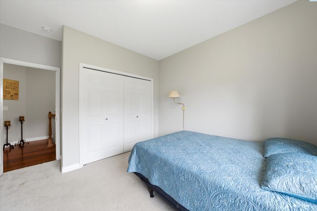 143 Mattis Dr, Richland, WA 99352