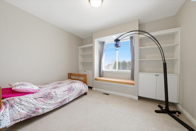 143 Mattis Dr, Richland, WA 99352