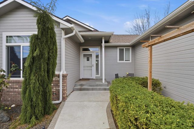 143 Mattis Dr, Richland, WA 99352