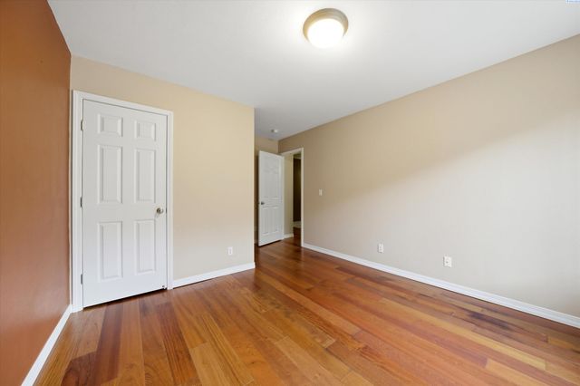 143 Mattis Dr, Richland, WA 99352