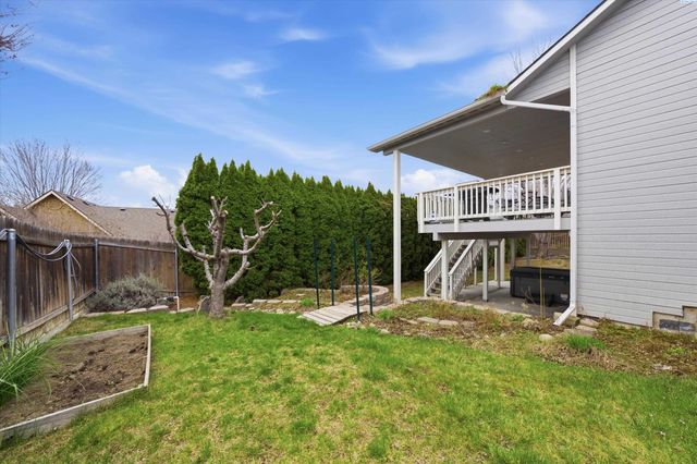 143 Mattis Dr, Richland, WA 99352