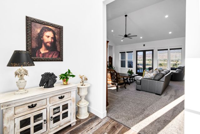 1952 N SR 118, Monroe, UT 84754