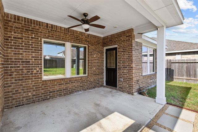 2218 Levant Lane, Baytown, TX 77523