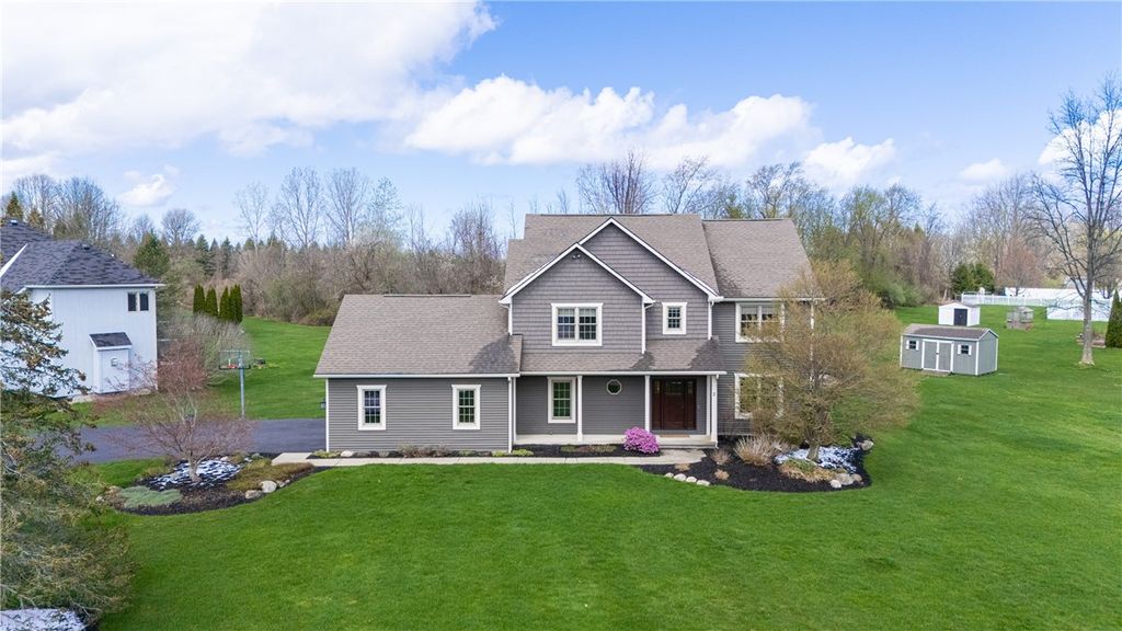2 Dangelo Drive, Penfield, NY 14580