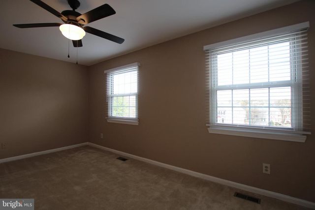 16252 TACONIC CIR, Dumfries, VA 22025