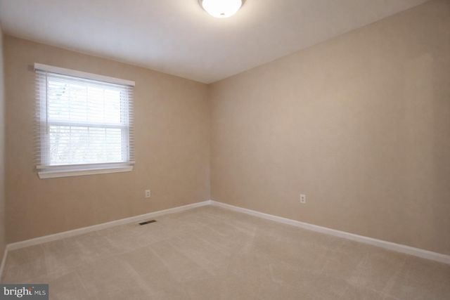 16252 TACONIC CIR, Dumfries, VA 22025