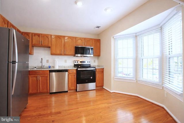 16252 TACONIC CIR, Dumfries, VA 22025