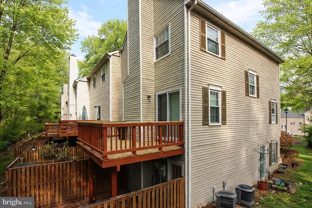 16252 TACONIC CIR, Dumfries, VA 22025