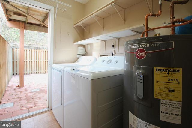 16252 TACONIC CIR, Dumfries, VA 22025