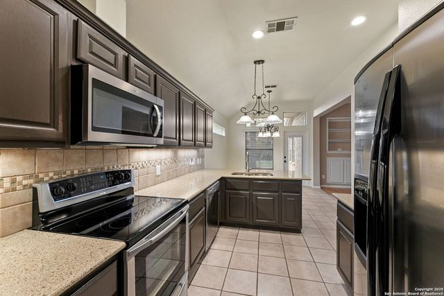 215 Bonner Blvd, New Braunfels, TX 78130