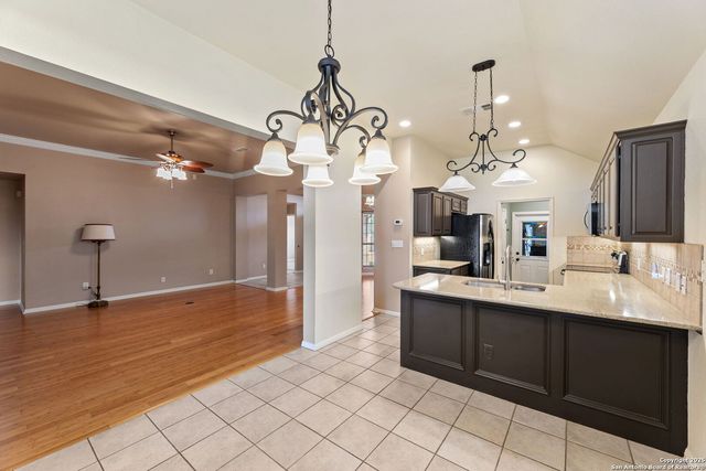 215 Bonner Blvd, New Braunfels, TX 78130