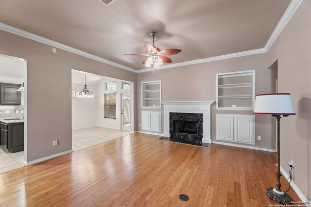 215 Bonner Blvd, New Braunfels, TX 78130