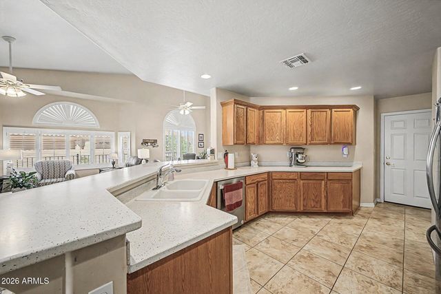 4202 E BROADWAY Road 16, Mesa, AZ 85206