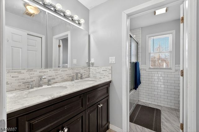 18 Boyd Ter, Kenilworth Boro, NJ 07033