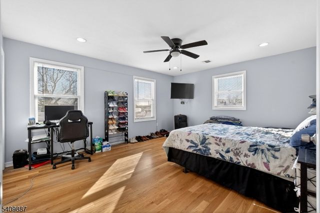 18 Boyd Ter, Kenilworth Boro, NJ 07033