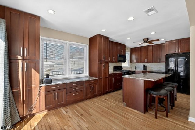 18 Boyd Ter, Kenilworth Boro, NJ 07033