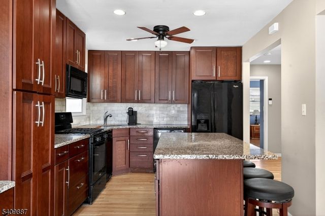 18 Boyd Ter, Kenilworth Boro, NJ 07033