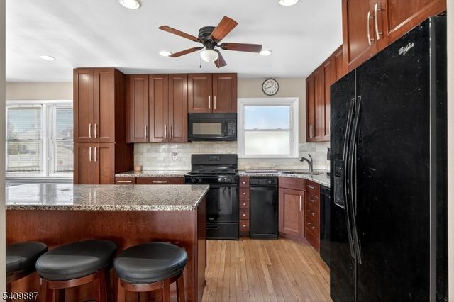 18 Boyd Ter, Kenilworth Boro, NJ 07033