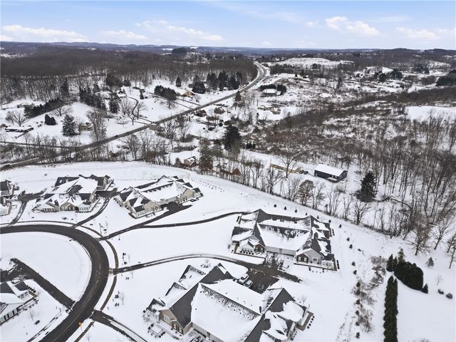 1132 Sandy Ridge Dr, Buffalo Twp, PA 16055