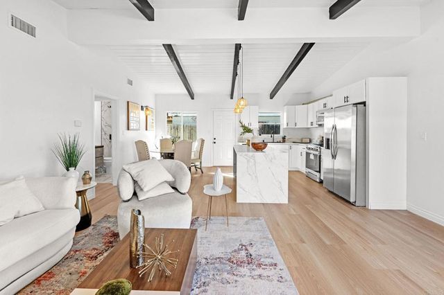 5033 LA PAZ DR, San Diego, CA 92113