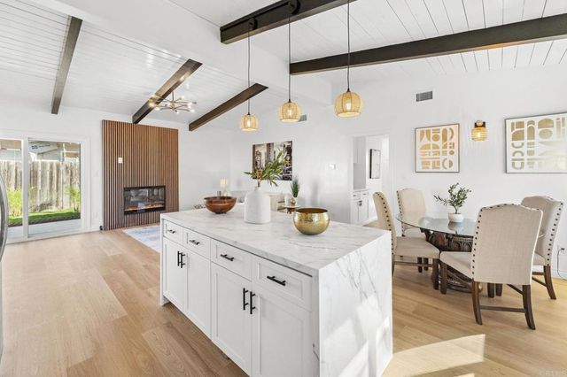 5033 LA PAZ DR, San Diego, CA 92113