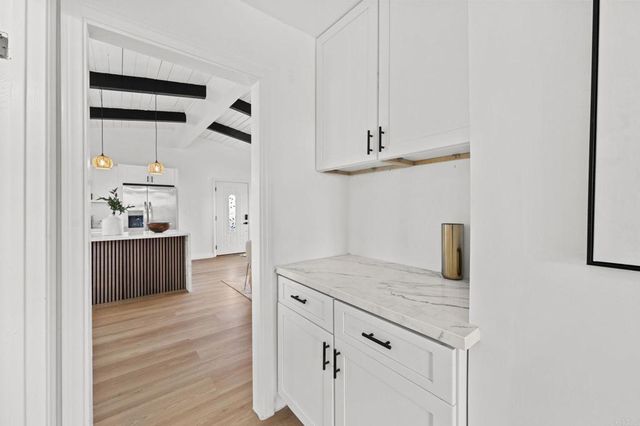 5033 LA PAZ DR, San Diego, CA 92113