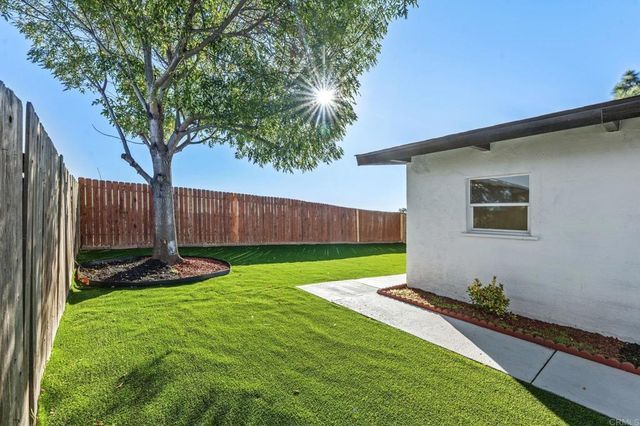 5033 LA PAZ DR, San Diego, CA 92113