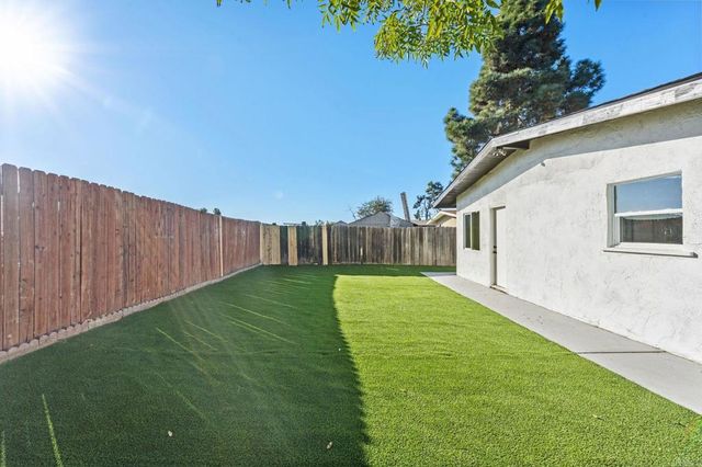 5033 LA PAZ DR, San Diego, CA 92113